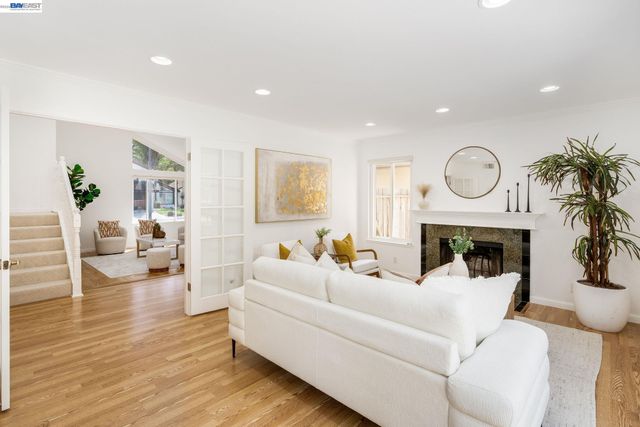 11752 Betlen Dr, Dublin, CA 94568