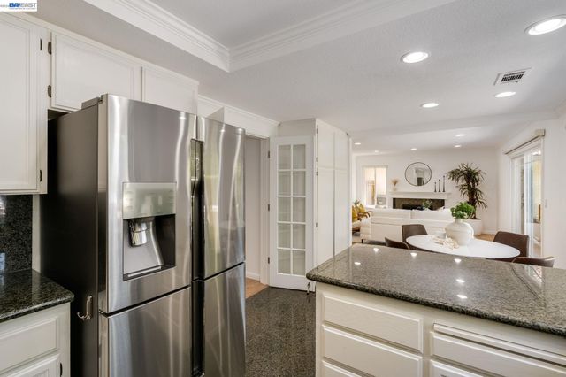 11752 Betlen Dr, Dublin, CA 94568