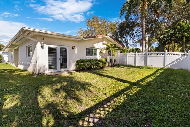 3401 NE 21st Ave, Lighthouse Point, FL 33064