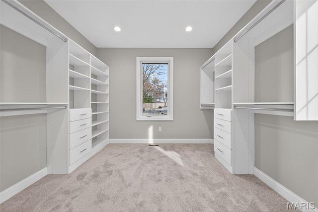 216 W Essex Avenue, St Louis, MO 63122