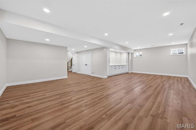 216 W Essex Avenue, St Louis, MO 63122