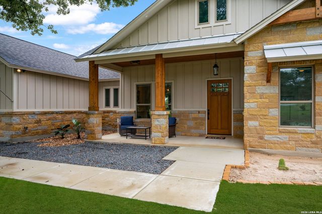 113 Hondo Vista, La Vernia, TX 78121