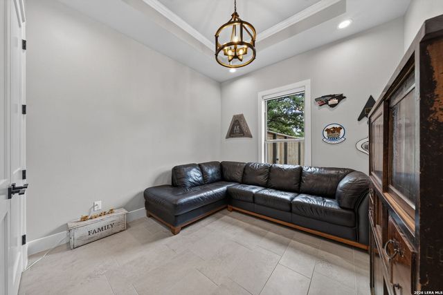113 Hondo Vista, La Vernia, TX 78121