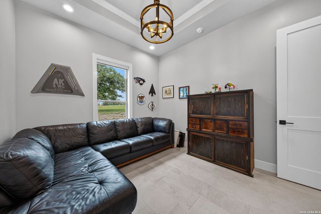 113 Hondo Vista, La Vernia, TX 78121