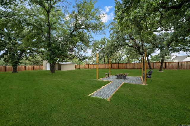 113 Hondo Vista, La Vernia, TX 78121