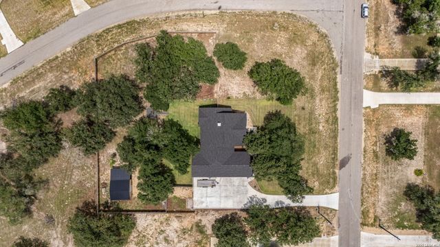 113 Hondo Vista, La Vernia, TX 78121