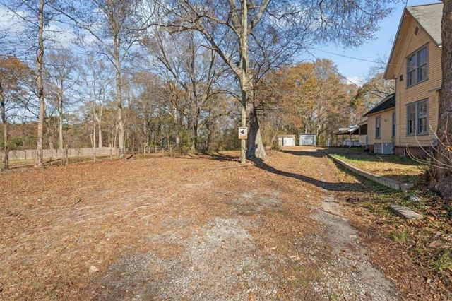 8370 Chicago Avenue, Douglasville, GA 30134