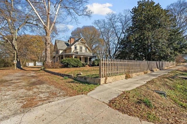 8370 Chicago Avenue, Douglasville, GA 30134