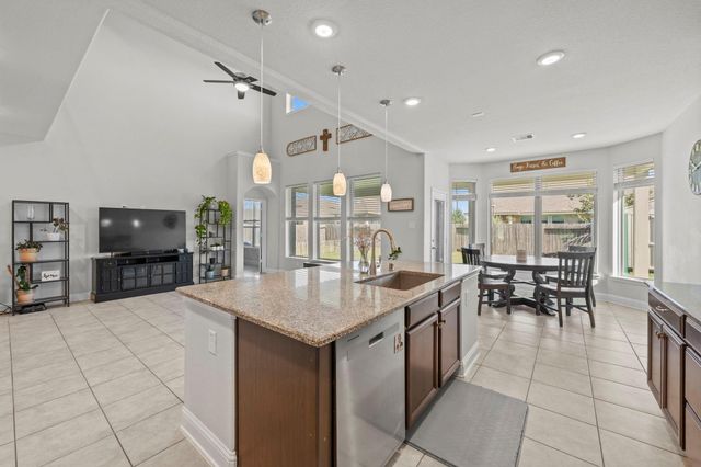 8807 Jonquil Drive, Richmond, TX 77469