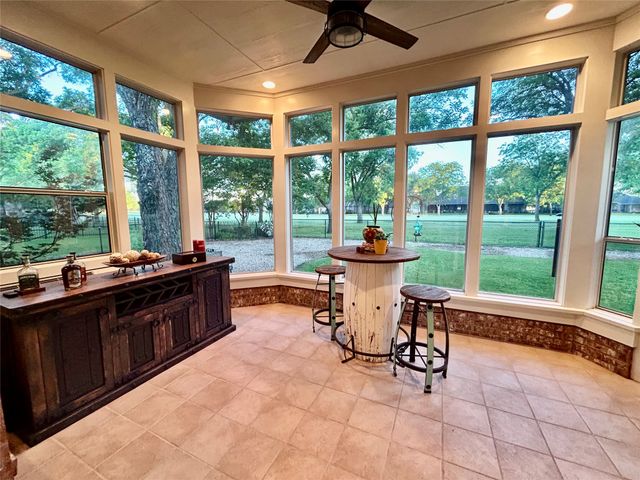 6004 Nutcracker Drive, Granbury, TX 76049