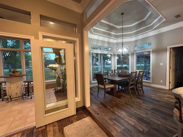 6004 Nutcracker Drive, Granbury, TX 76049
