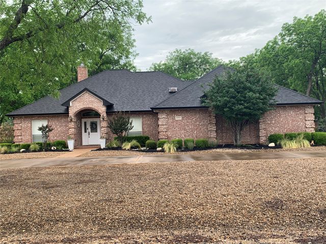 6004 Nutcracker Drive, Granbury, TX 76049