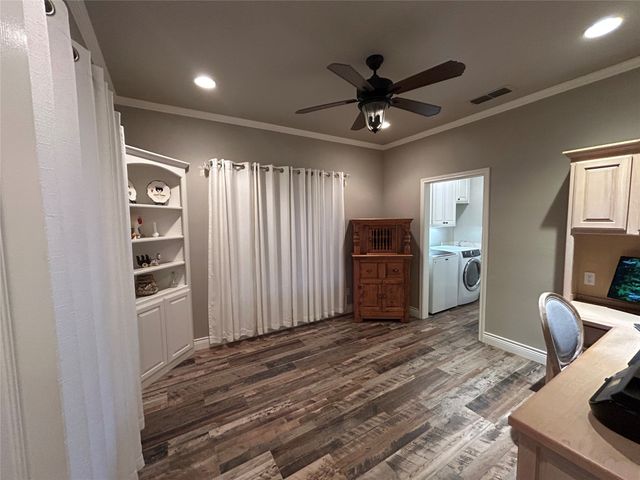 6004 Nutcracker Drive, Granbury, TX 76049