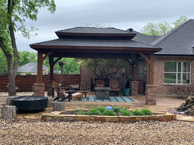 6004 Nutcracker Drive, Granbury, TX 76049