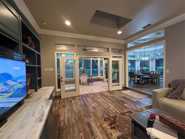 6004 Nutcracker Drive, Granbury, TX 76049