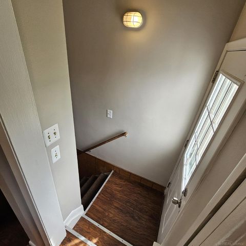 21724 Arrowhead Street, Saint Clair Shores, MI 48082