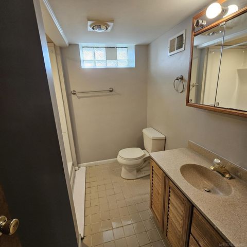 21724 Arrowhead Street, Saint Clair Shores, MI 48082