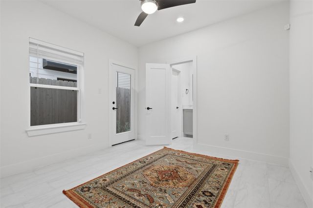714 W Donovan Street A, Houston, TX 77091