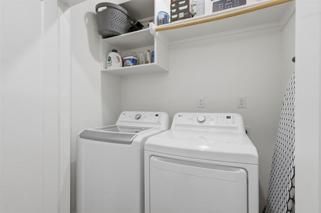 714 W Donovan Street A, Houston, TX 77091