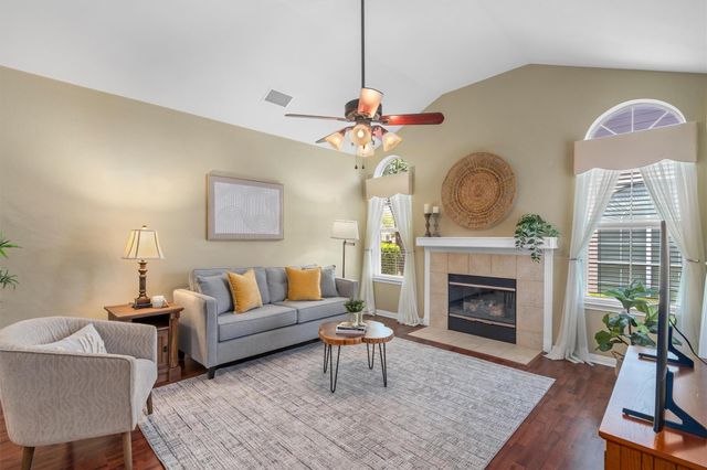 30 Wildwood DR 184, Georgetown, TX 78633
