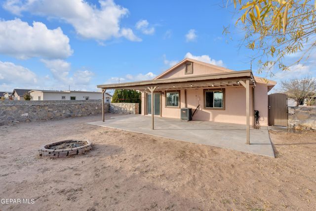 14300 Desert Orchid Drive, Horizon City, TX 79928