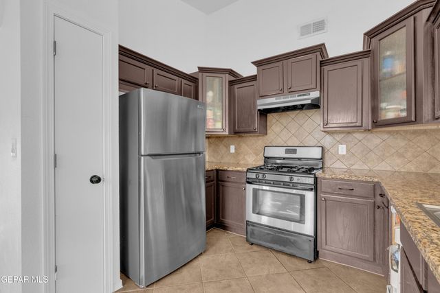 14300 Desert Orchid Drive, Horizon City, TX 79928