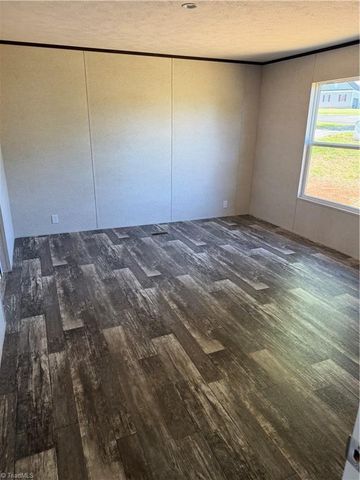 432 Pratt Road, Dobson, NC 27017