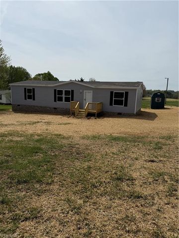 432 Pratt Road, Dobson, NC 27017