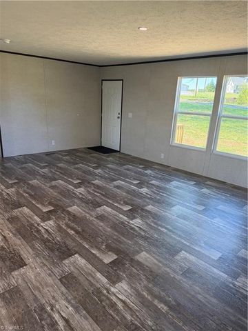 432 Pratt Road, Dobson, NC 27017