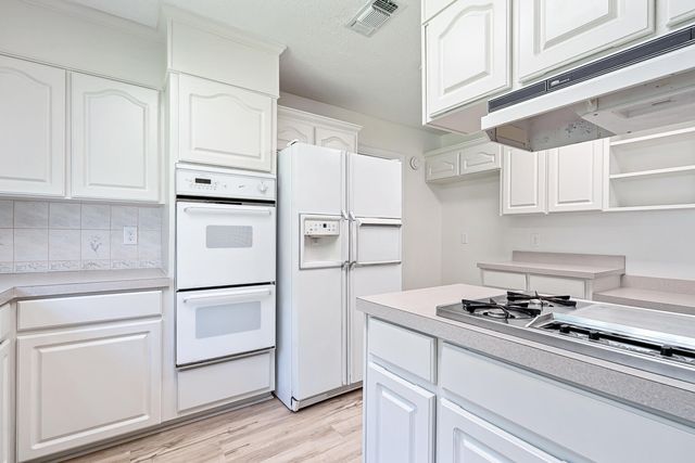 20 Magnolia Avenue, Shalimar, FL 32579