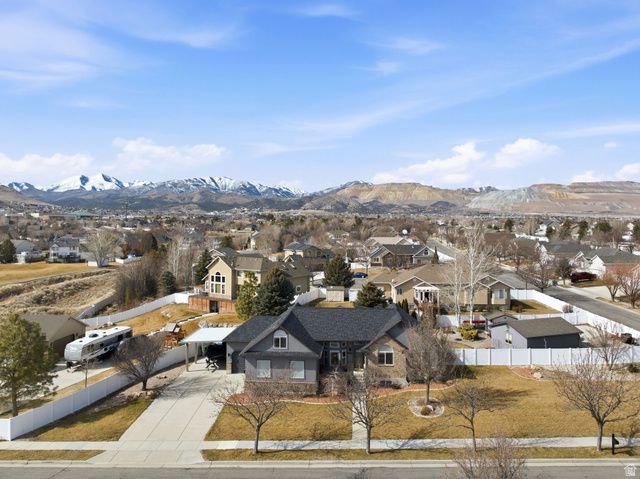 13842 S FRIENDSHIP DR, Herriman, UT 84096