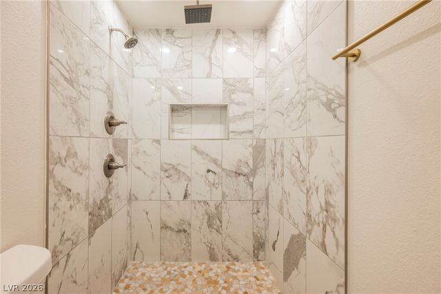 308 Duke Circle, Las Vegas, NV 89107