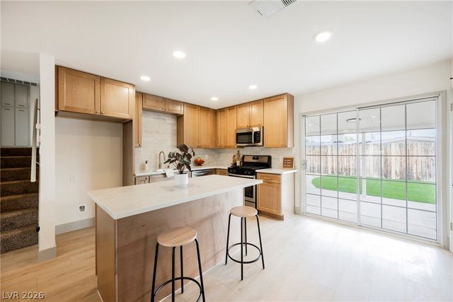 308 Duke Circle, Las Vegas, NV 89107