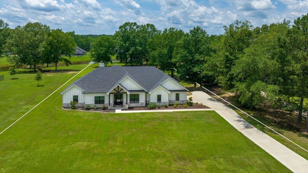 552 PR1239, Marshall, TX 75672