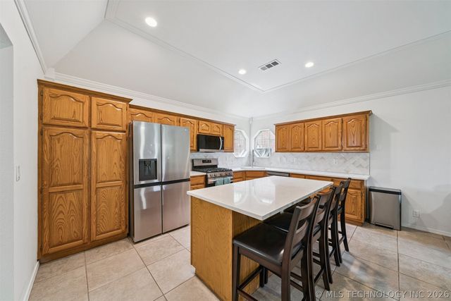 1607 Fir Drive, Sand Springs, OK 74063