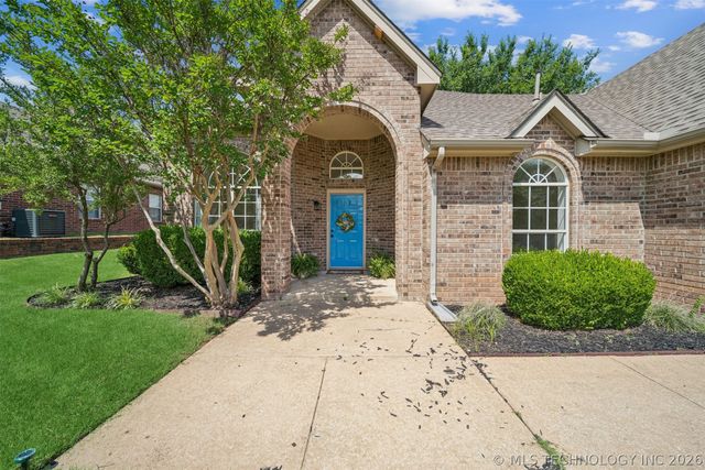 1607 Fir Drive, Sand Springs, OK 74063