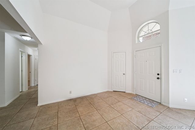 1607 Fir Drive, Sand Springs, OK 74063