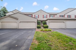 129 W Robinhood Way, Bolingbrook, IL 60440