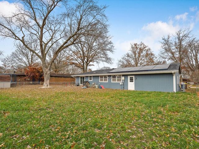 4821 Danforth Drive, Rockford, IL 61114