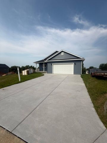206 Blackhawk Drive, Woodville, WI 54028