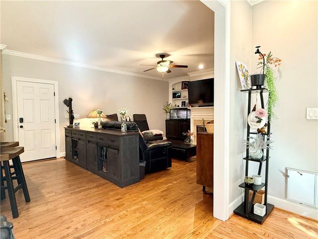 1097 Longwood Trace, Atlanta, GA 30324