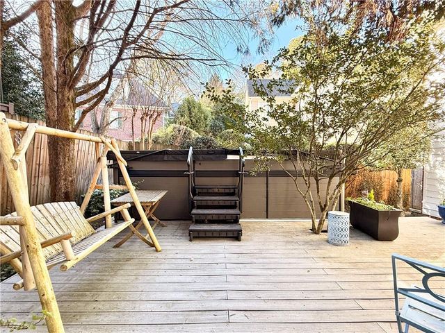 1097 Longwood Trace, Atlanta, GA 30324