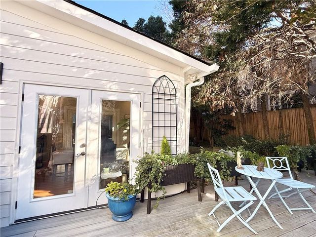 1097 Longwood Trace, Atlanta, GA 30324