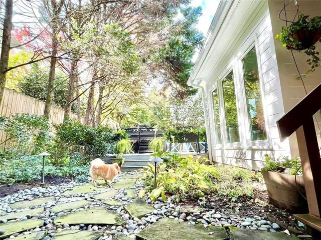 1097 Longwood Trace, Atlanta, GA 30324