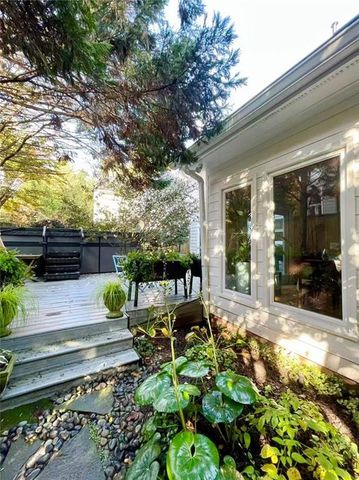 1097 Longwood Trace, Atlanta, GA 30324