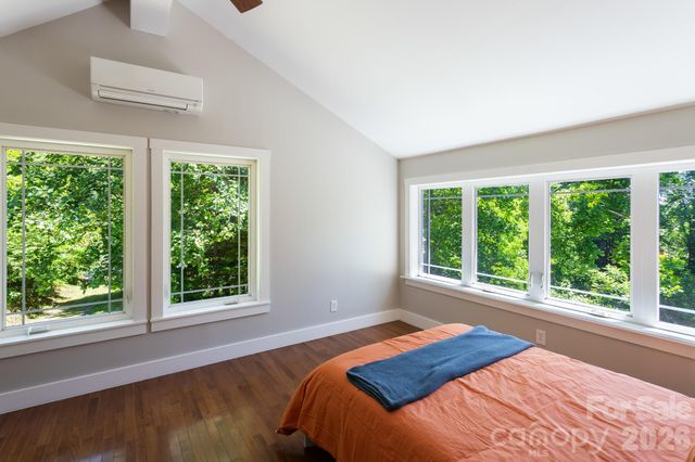 1621 Upward Way, Waynesville, NC 28786