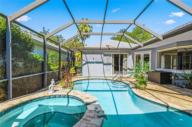 228 Oak Hammock Circle SW, Vero Beach, FL 32962