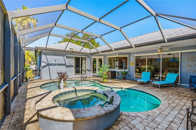 228 Oak Hammock Circle SW, Vero Beach, FL 32962
