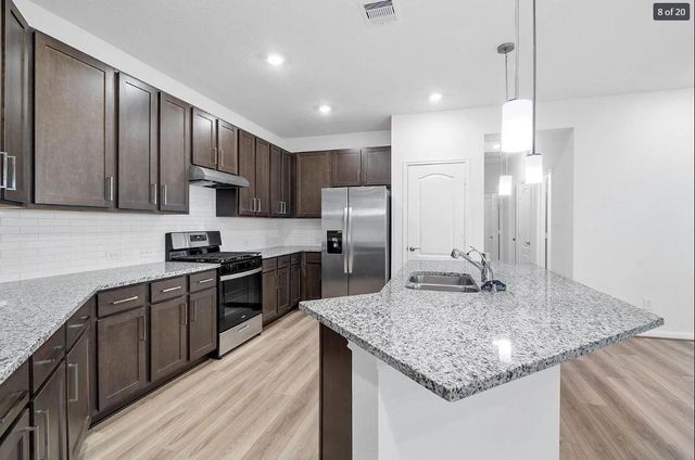 7502 Sunlit Harbor Drive, Cypress, TX 77433