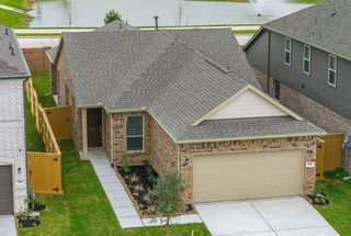 7502 Sunlit Harbor Drive, Cypress, TX 77433